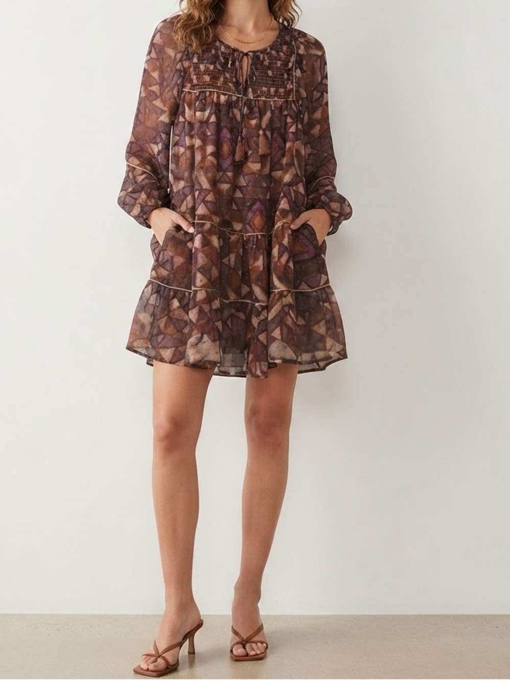✨ NWT Olivaceous Abstract Metallic Tiered Smocked Babydoll Mini Dress Size S❤️